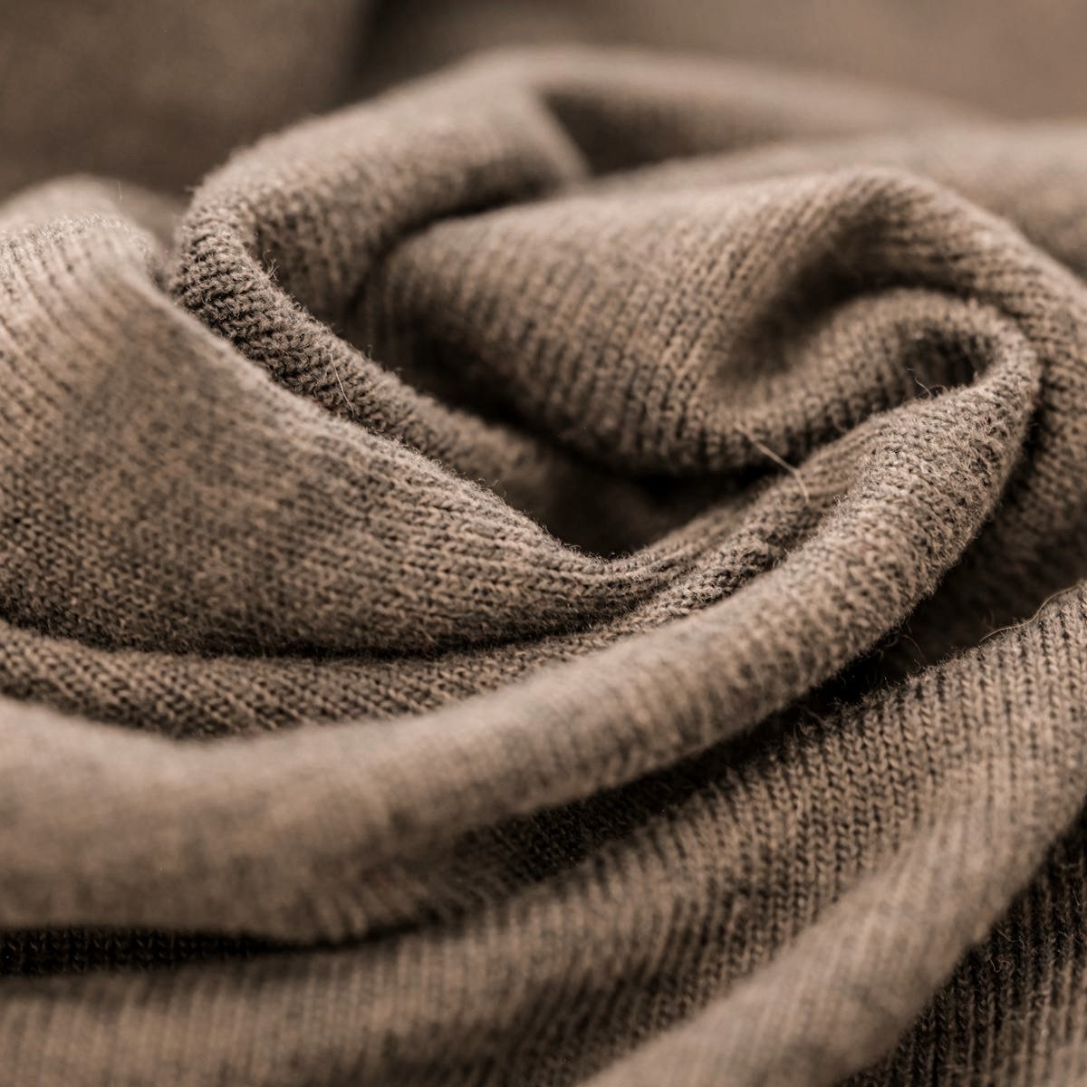 Tone Edge Scarf / トーンエッジスカーフ