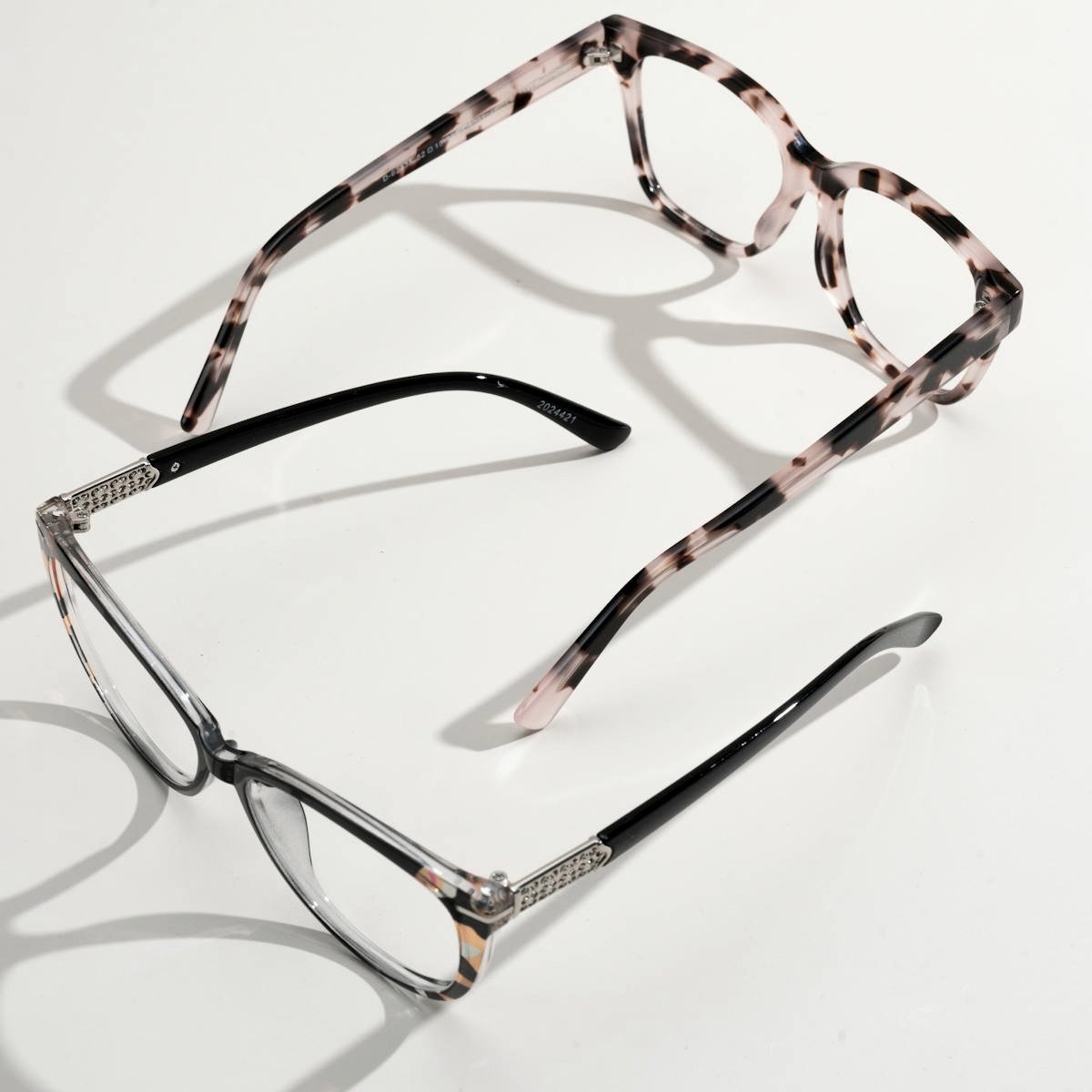 Edge Cat Eye Sunglasses / エッジキャットアイサングラス